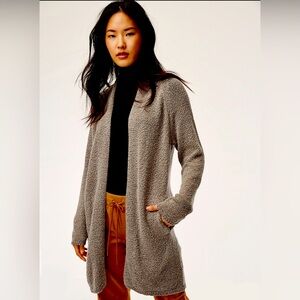 Aritzia Community Vetus Sweater S